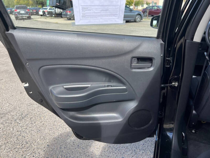 2017 Mitsubishi Mirage ES