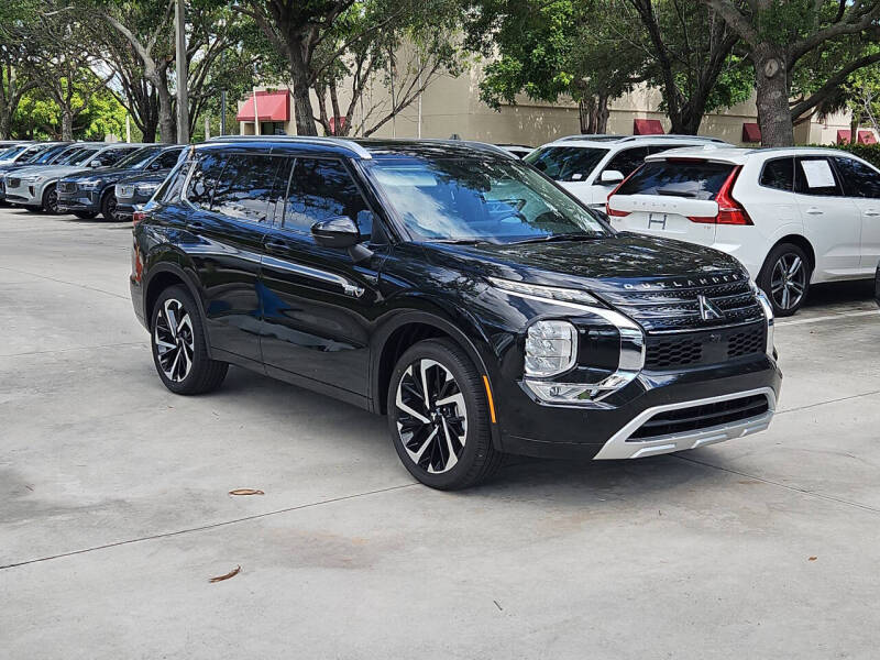 2025 Mitsubishi Outlander PHEV SEL