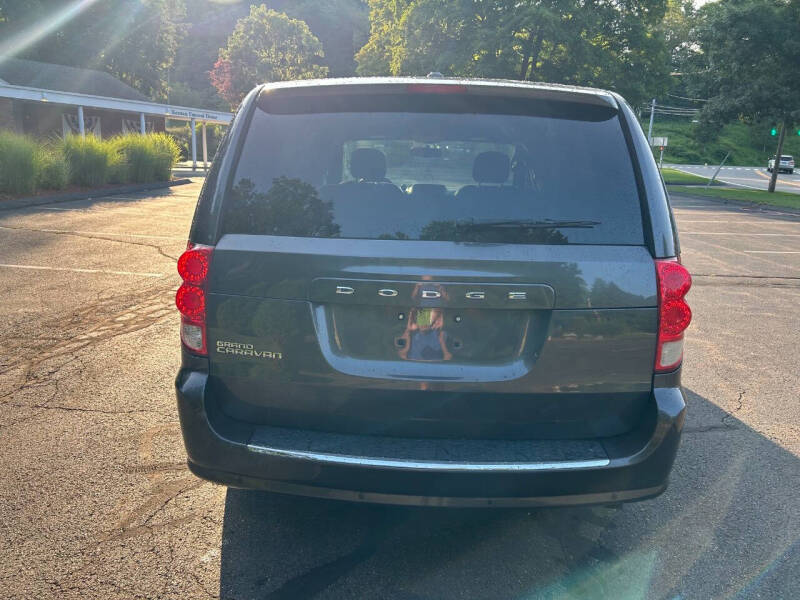 2014 Dodge Grand Caravan SE