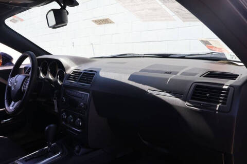 2014 Dodge Challenger SXT