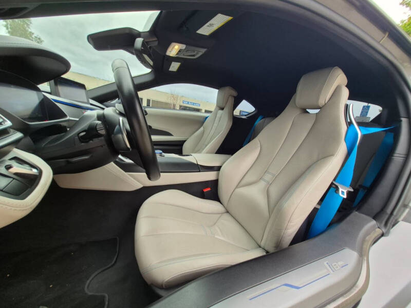 2015 BMW i8