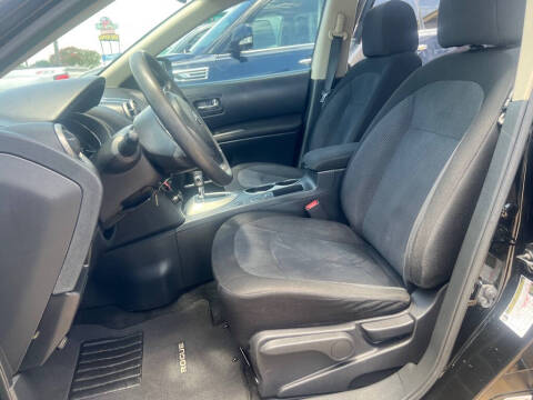 2012 Nissan Rogue S