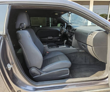 2014 Dodge Challenger SXT