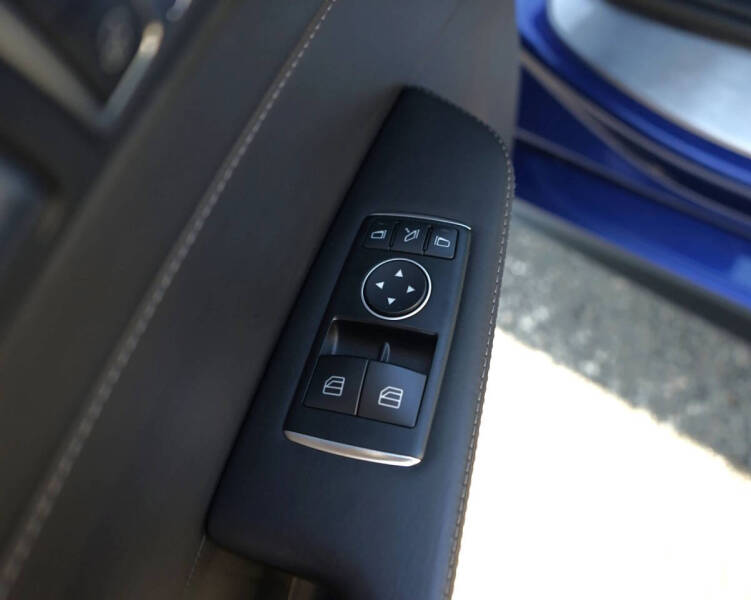 2017 Mercedes-Benz AMG GT