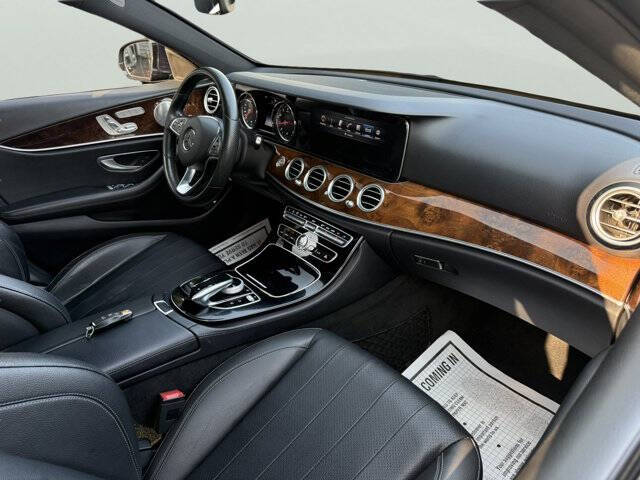 2017 Mercedes-Benz E-Class E 300 4MATIC