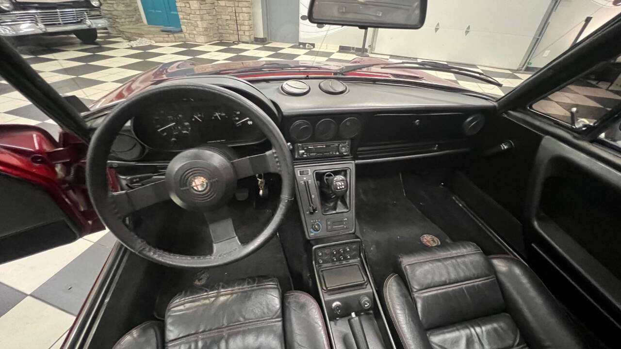 1986 Alfa Romeo Spider 32