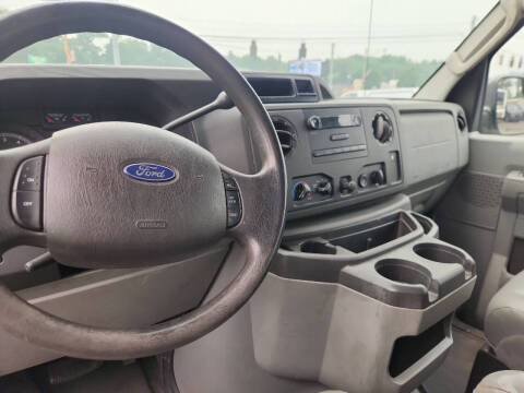 2012 Ford E-Series E-150