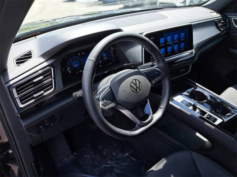 2025 Volkswagen Atlas Cross Sport SEL 4Motion