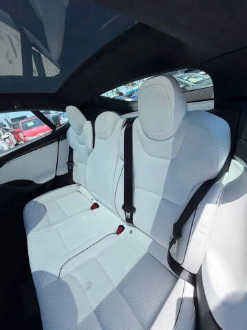 2023 Tesla Model S Plaid