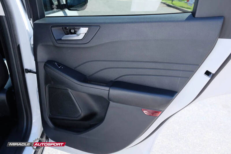 2021 Ford Escape SE