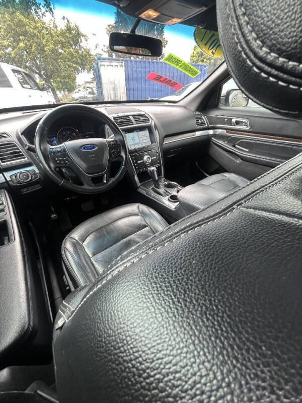 2017 Ford Explorer Limited