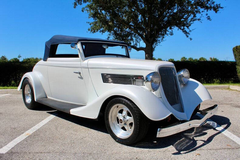 1934 Ford Cabriolet