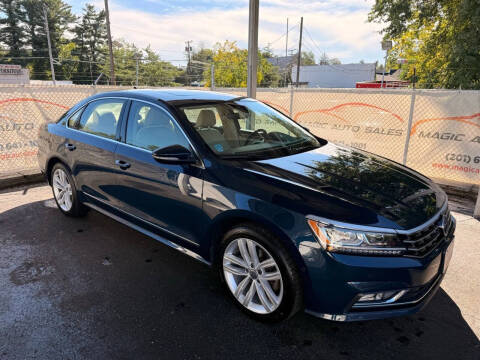 2018 Volkswagen Passat 2.0T SEL Premium