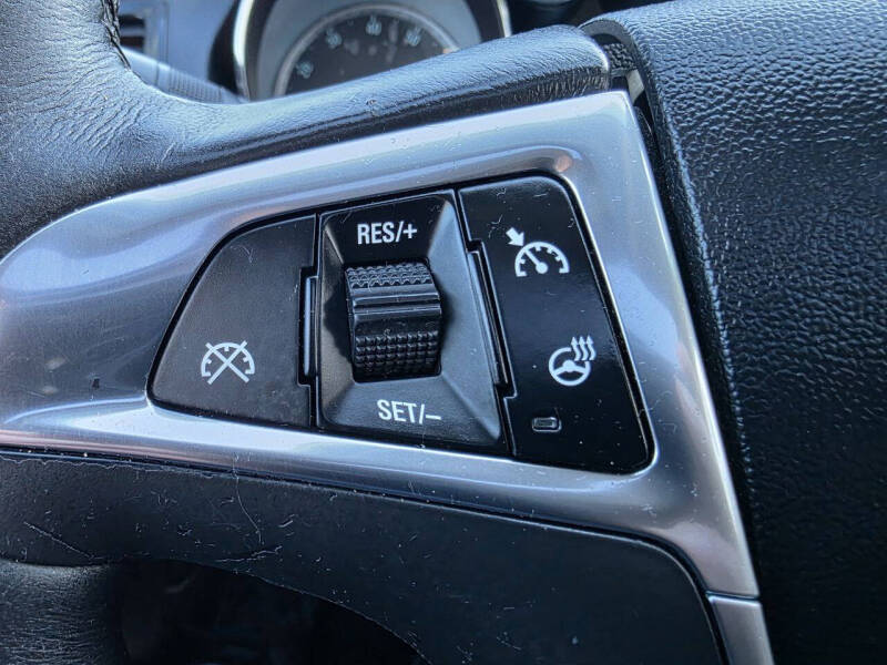 2013 Buick Regal Premium 2