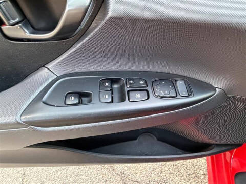2019 Hyundai Veloster
