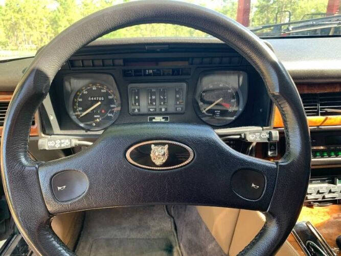 1989 Jaguar XJ