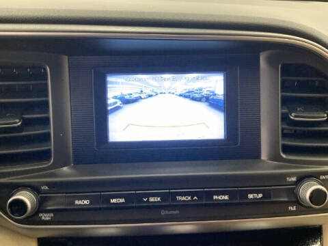 2019 Hyundai Elantra