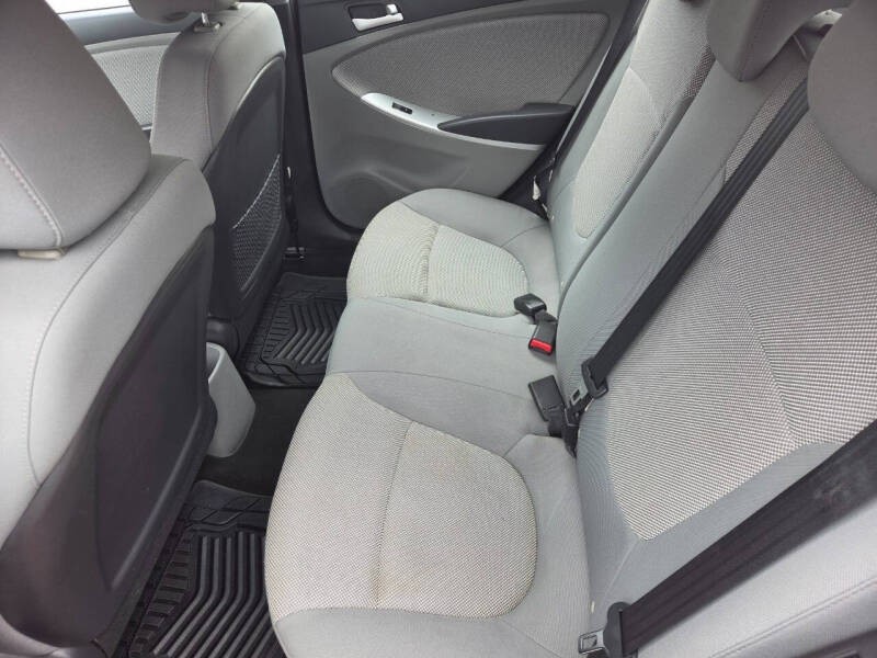 2013 Hyundai Accent GS