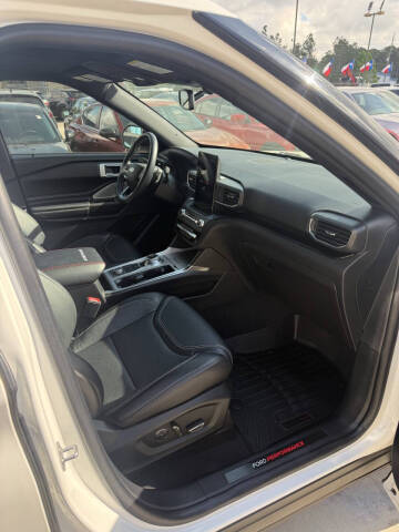 2020 Ford Explorer ST