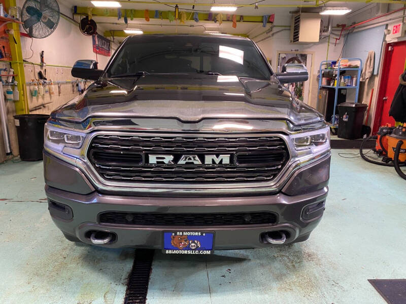 2019 RAM Ram 1500 Pickup Limited photo 10