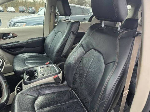 2018 Chrysler Pacifica Touring L Plus