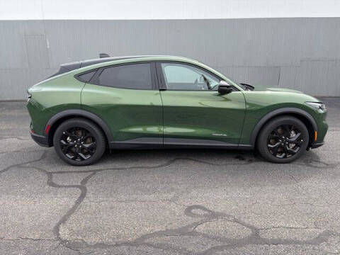 2024 Ford Mustang Mach-E Select