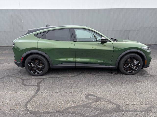 2024 Ford Mustang Mach-E Select
