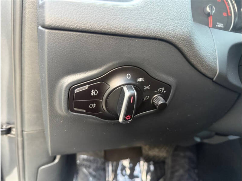 2016 Audi Q5 3.0 quattro TDI Premium Plus