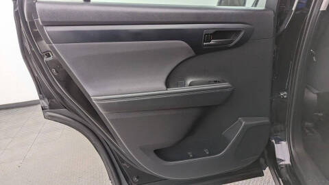 2021 Toyota Highlander L