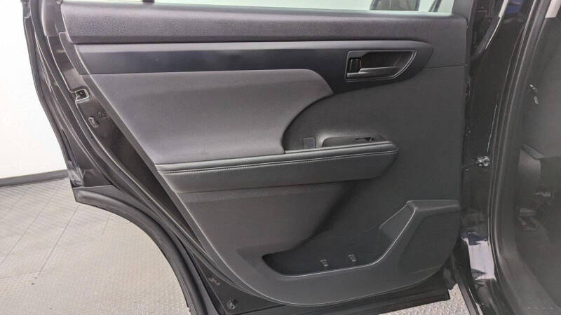 2021 Toyota Highlander L