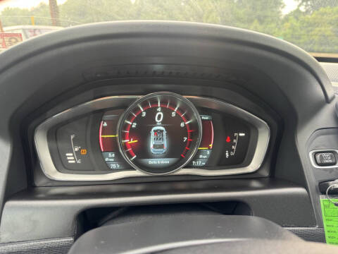 2015 Volvo XC60 T6 Drive-E Platinum