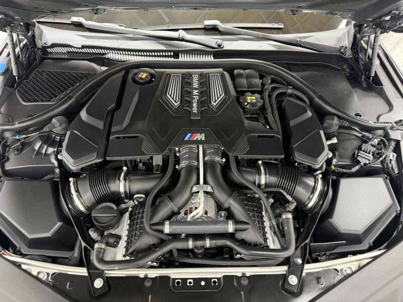2020 BMW M8