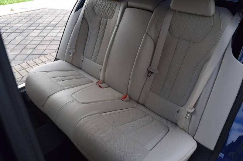 2017 BMW 7 Series ALPINA B7 xDrive