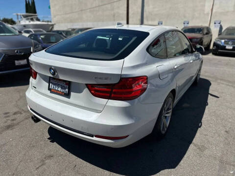 2016 BMW 3 Series 328i xDrive Gran Turismo
