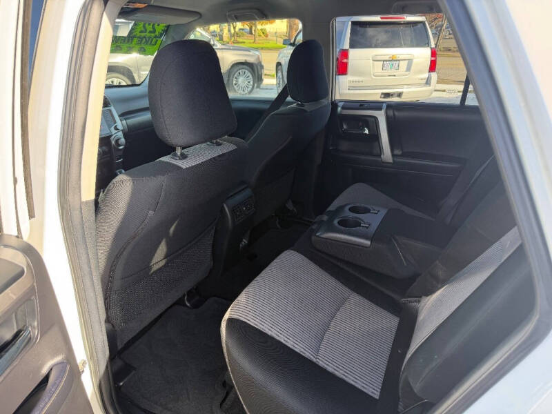 2022 Toyota 4Runner SR5