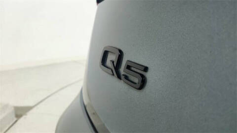 2024 Audi Q5 e quattro S line Prestg 55 TFSI