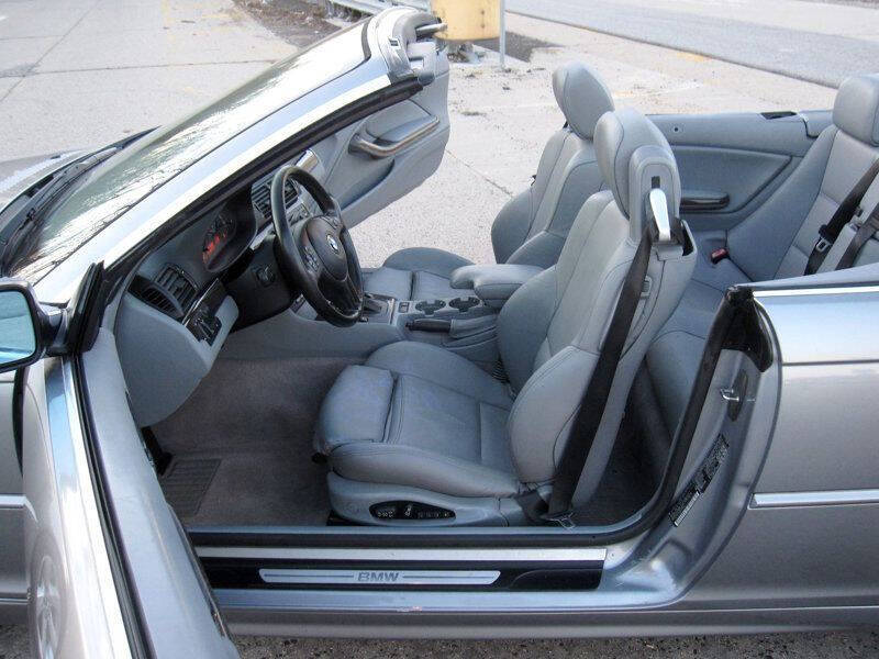 2004 BMW 3 Series 325Ci
