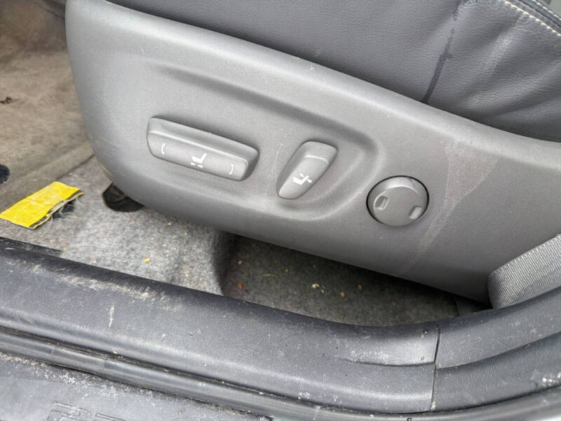 2015 Toyota Prius Four