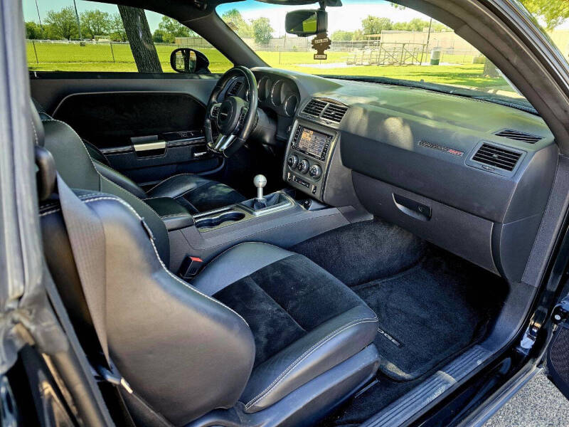 2012 Dodge Challenger SRT8 392