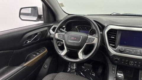 2017 GMC Acadia SLE-2