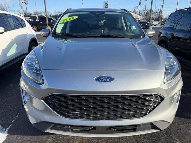 2022 Ford Escape Titanium