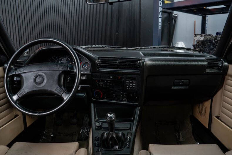 1990 BMW 3 Series 325i