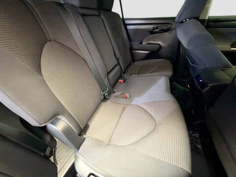 2021 Toyota Highlander L