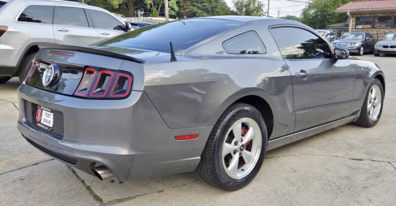 2014 Ford Mustang V6