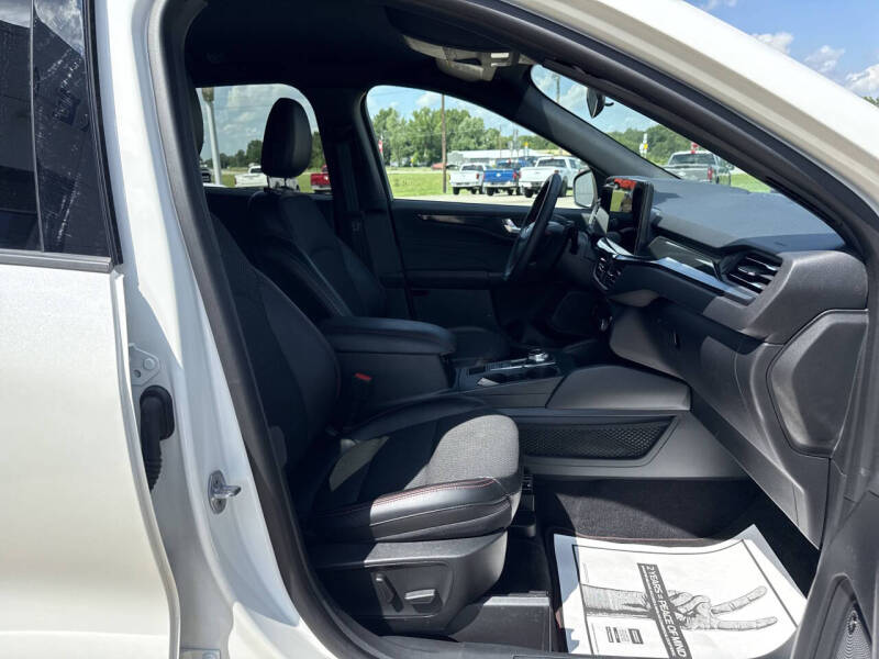 2023 Ford Escape ST-Line Select