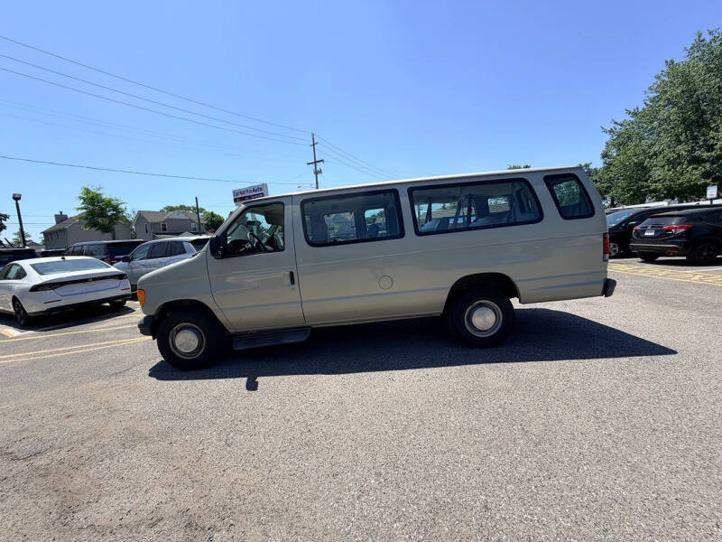 2006 Ford E-Series E-350 SD XL