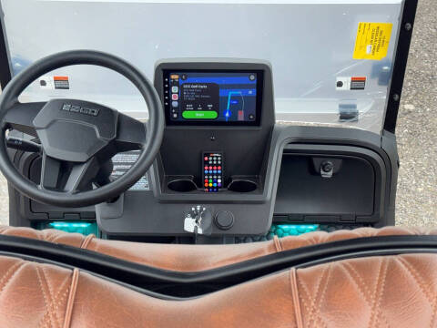 2026 E-Z-GO RXV 4