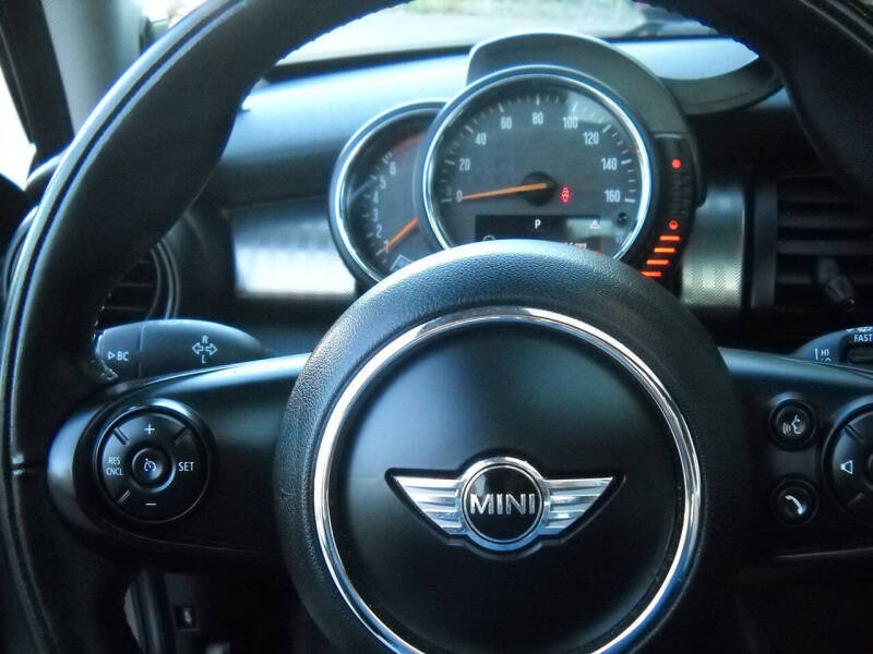 2017 MINI Hardtop 4 Door Cooper