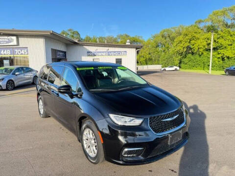 2024 Chrysler Pacifica Touring L