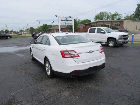 2015 Ford Taurus